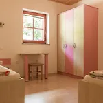 Petek Apartman *