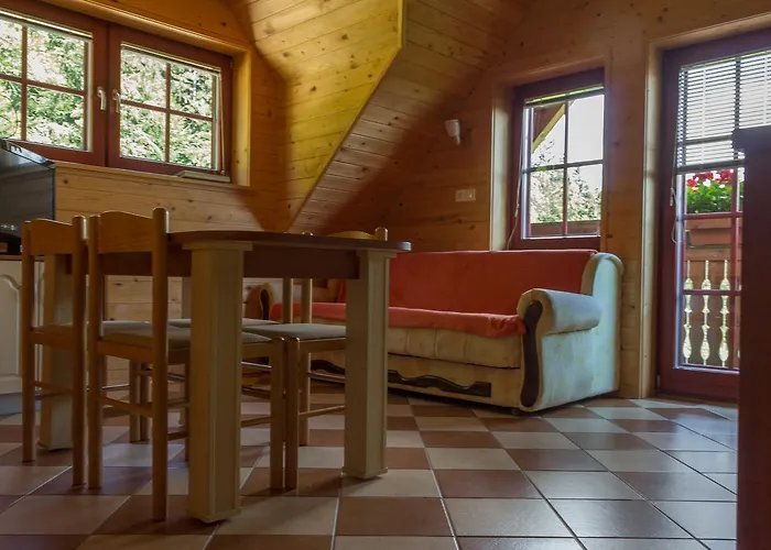 Petek דירה Gornji Grad