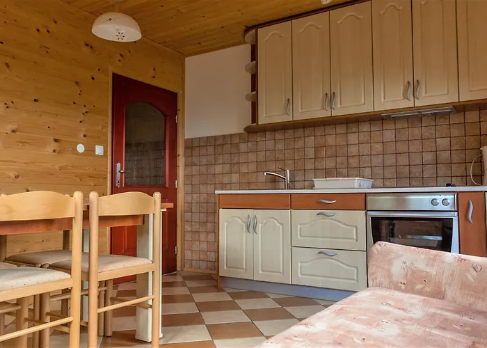 Petek דירה Gornji Grad